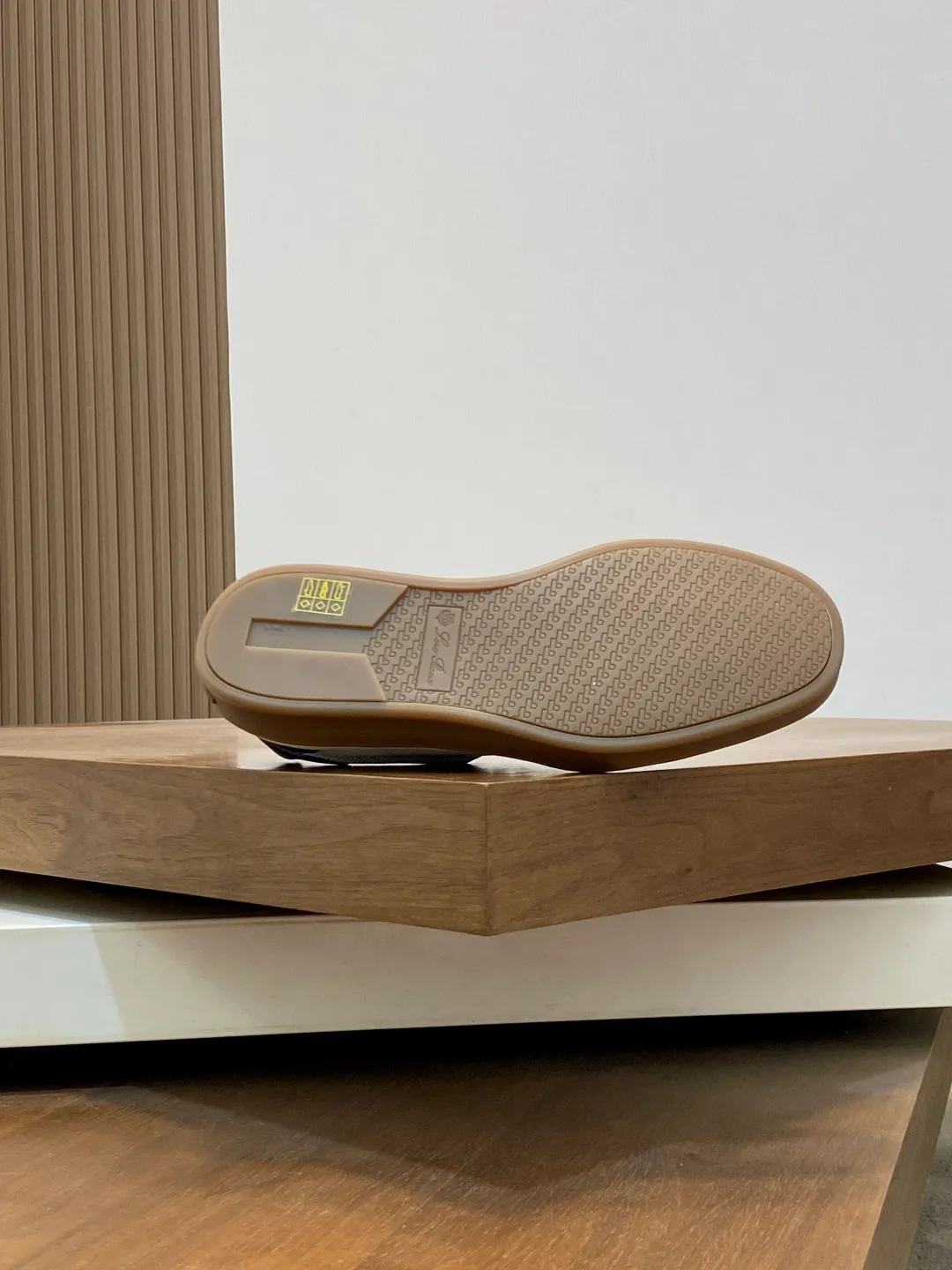 💰760 Loro Piana - Classic casual shoes, men's lace-up casual shoes and sneakers, high-quality lightweight and comfortable fabrics, suitable for outdoor leisure, the color scheme is young and energetic, and it looks great with sportswear or casual suits! Code number: 39-44 (38, 45, 46, can be customized)